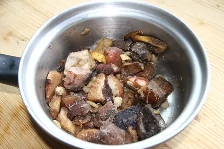 Тельное с лесными грибами под сливочно-грибным соусом.: шаг 2