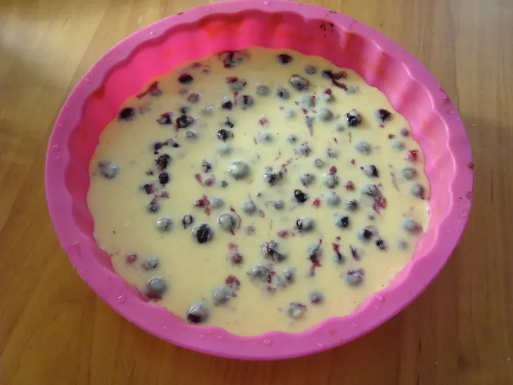 Кекс с чёрной смородиной и корицей.: шаг 7