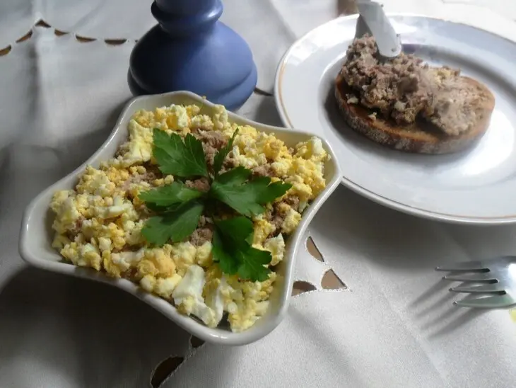 Рубленые куриные потрошки с яйцом.: шаг 4