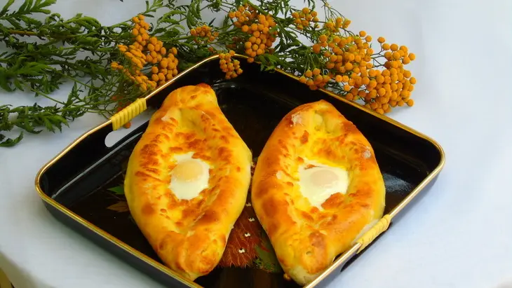Хачапури по-аджарски: шаг 7
