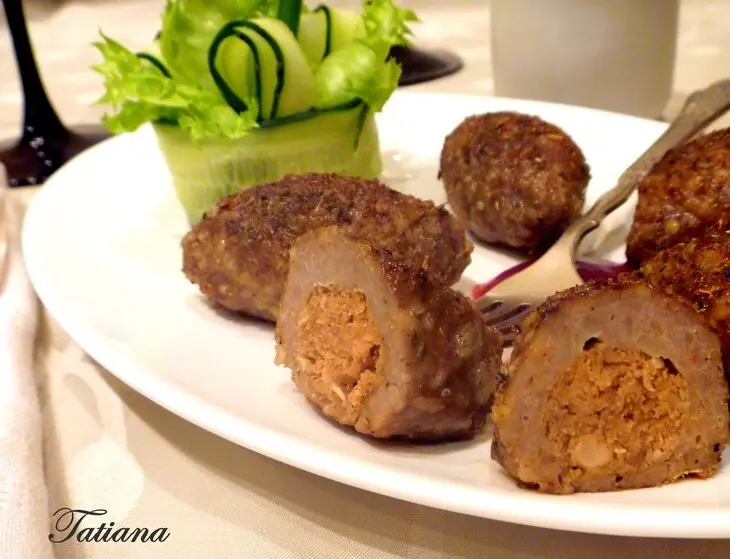 Утиное "кеббе" с куриной начинкой и брусничным соусом: шаг 14