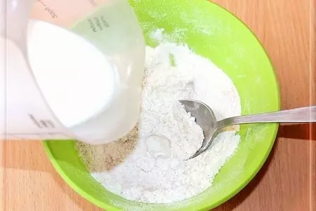 Овсяные булочки с творожной начинкой: шаг 2