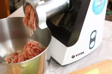 Шницель  рубленный из телятины с соусом из хрена: шаг 2