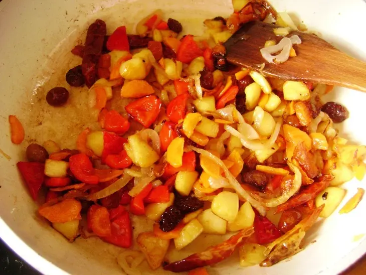 Апельсиновый  кус-кус  с бараниной в пряном соусе: шаг 3