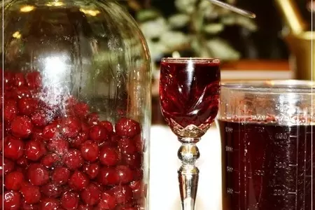 Наливка вишневая: шаг 18