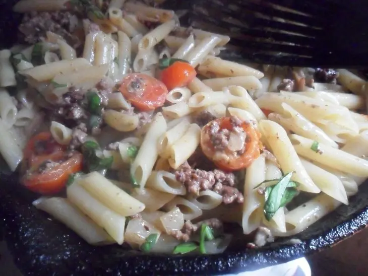 Паста с мясным фаршем и грибами: шаг 6