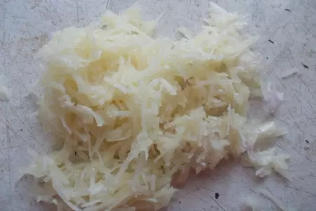 Остро-сладкий соус из алычи: шаг 5