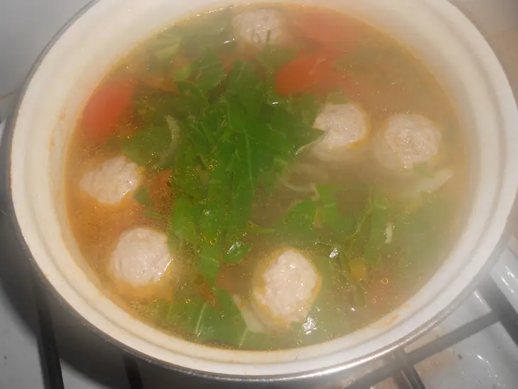 Чечевичный суп с овощами и мясными шариками: шаг 8