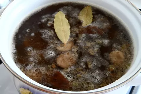 Деревенская похлёбка с пшеном и лесными грибами: шаг 5