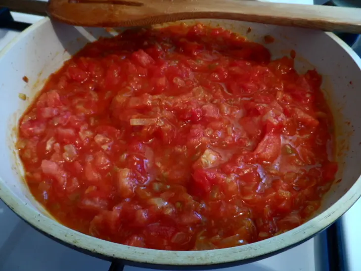 Томатный суп с рисом и куриными потрошками: шаг 3