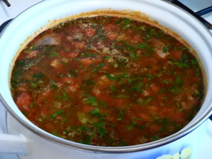 Томатный суп с рисом и куриными потрошками: шаг 6