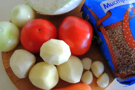 Щи с гречкой и фрикадельками: шаг 1