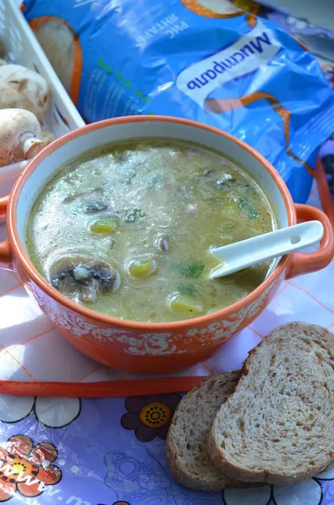 Куриный суп с цукини и шампиньонами: шаг 8