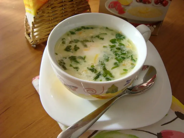 Молочный картофельный суп с пшёнными хлопьями: шаг 8