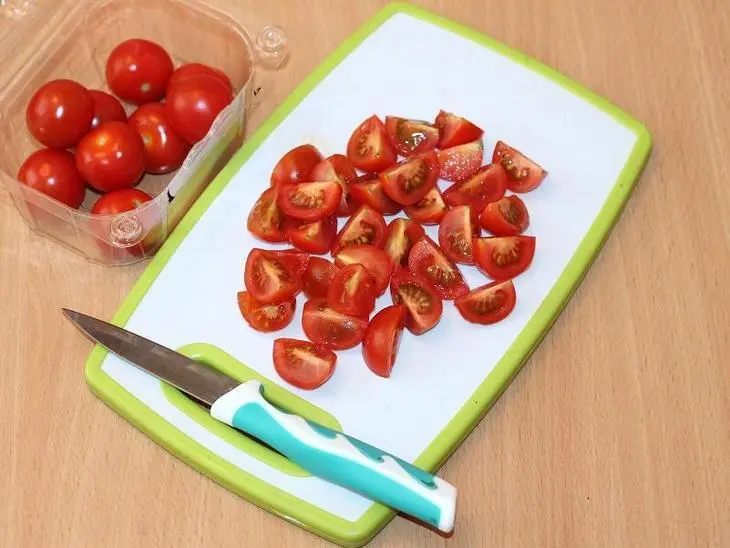 Мясной салат с кабачком и соусом "летний": шаг 3