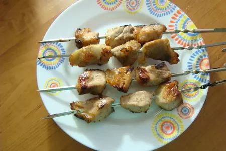 Гречневая каша из горшка с шампиньонами и  мясом на шпажках: шаг 11