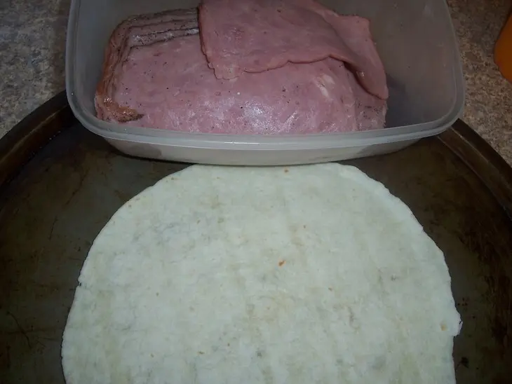 Закусочный пирог из лаваша.: шаг 2