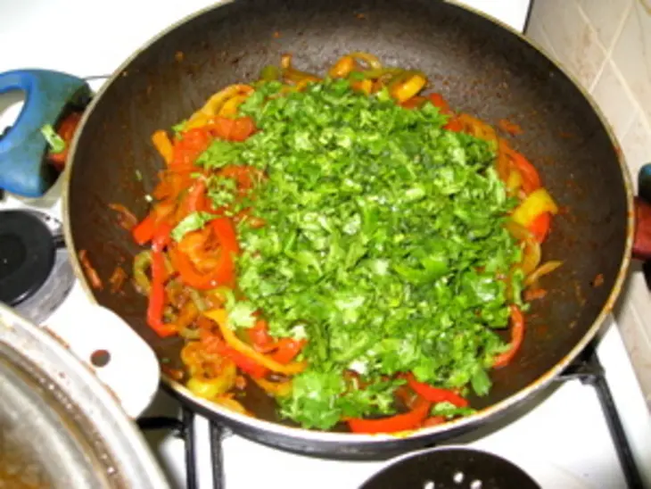 Мясо индейки с болгарским перцем: шаг 7