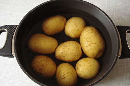 Фаршированный картофель "лодочки": шаг 2