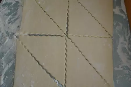 Закусочные пирожки с грибами и сыром: шаг 1