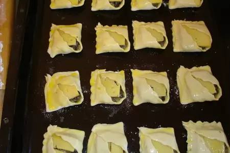 Закусочные пирожки с грибами и сыром: шаг 4