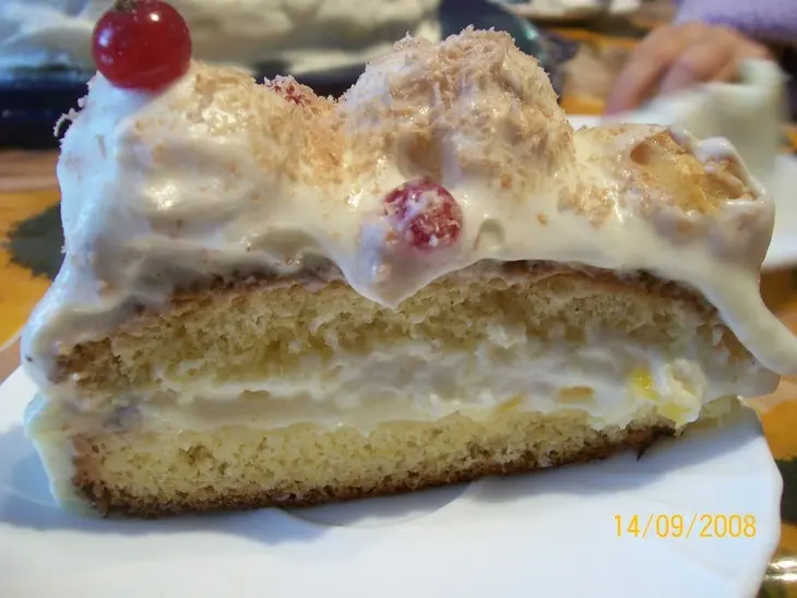 Персиковый торт с профитрольками: шаг 7