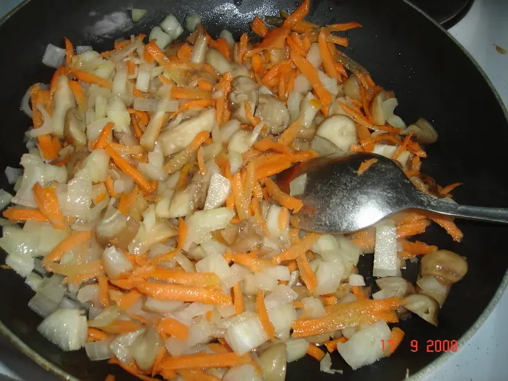 Гороховый суп с куринными крылышками: шаг 5
