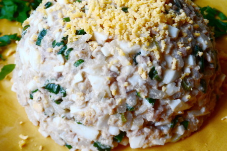Салат с рисом "янтарь" и печенью трески: шаг 4