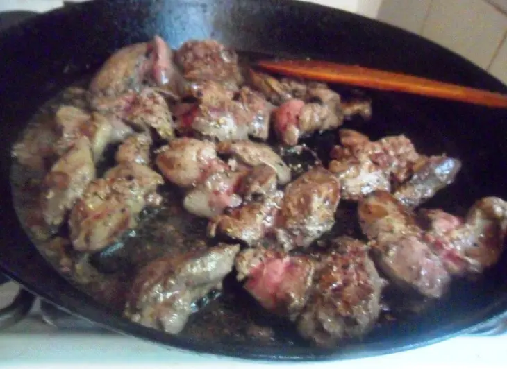 Джессина каша // рисовая каша с овощами и куриной печенью: шаг 5