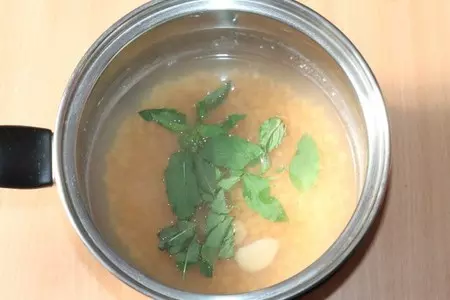 Теплый салат с мятой и чечевицей: шаг 3