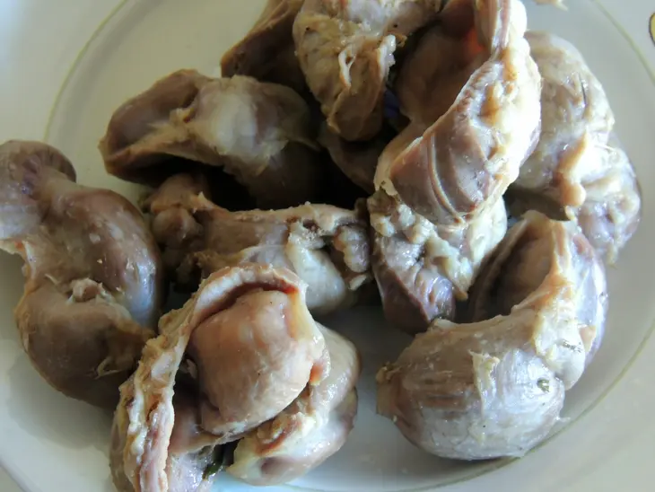 Рис с желудочками и овощами: шаг 1