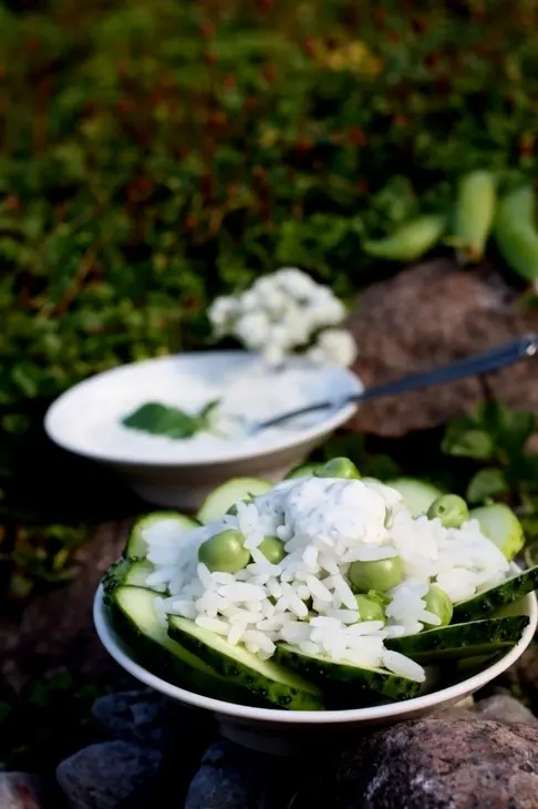 Cалат с рисом и свежим горошком: шаг 6