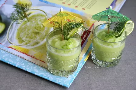 Зелёный смузи с огурцом и яблоком: шаг 3