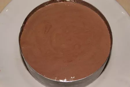 Вафельный торт с мороженым: шаг 5
