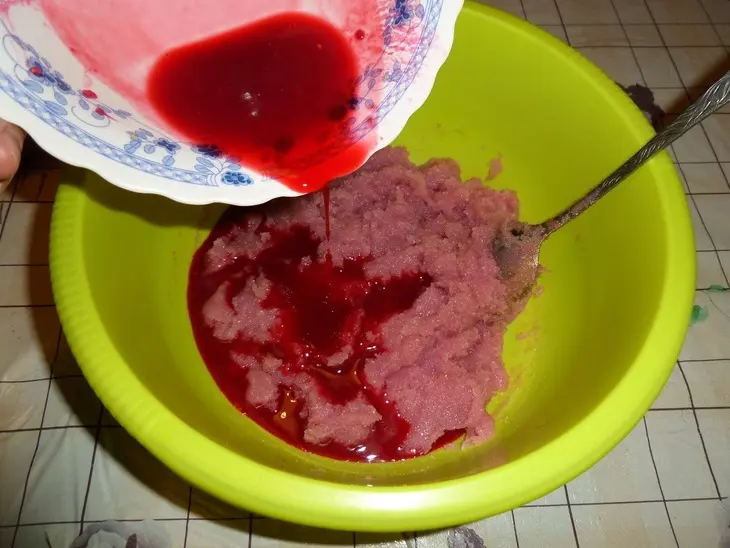 Малиновый мусс с манной крупой: шаг 8