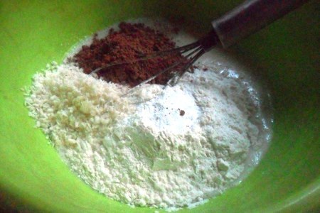 Шоколадный кекс на кокосовом молоке: шаг 3