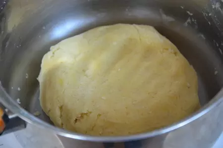 Песочные полоски с джемом: шаг 3