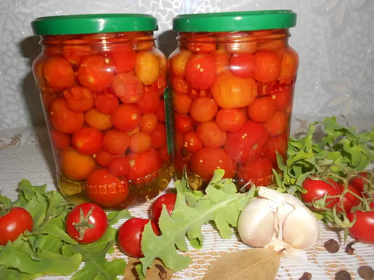 Маринованные томаты черри: шаг 4
