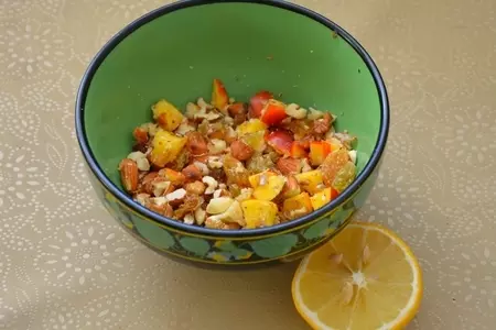Корзинки с орехами и фруктами: шаг 4