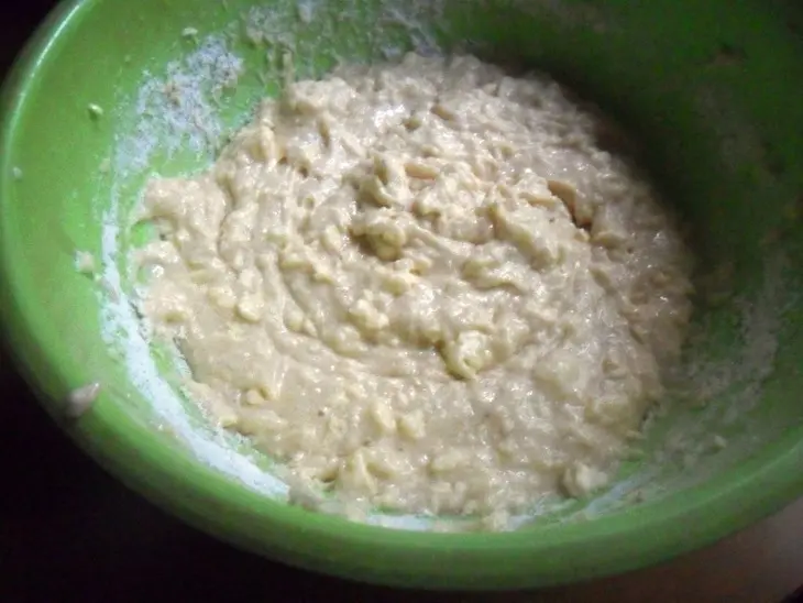 Банановый кекс с медовой заливкой: шаг 3