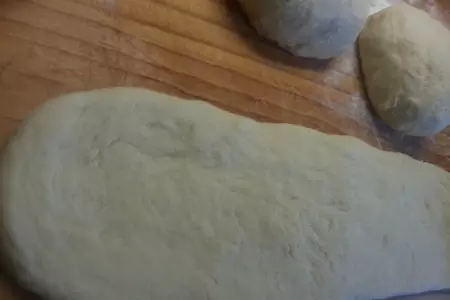 Хала  "" שנה טובה "" с финиками, миндалём и яблоками: шаг 2
