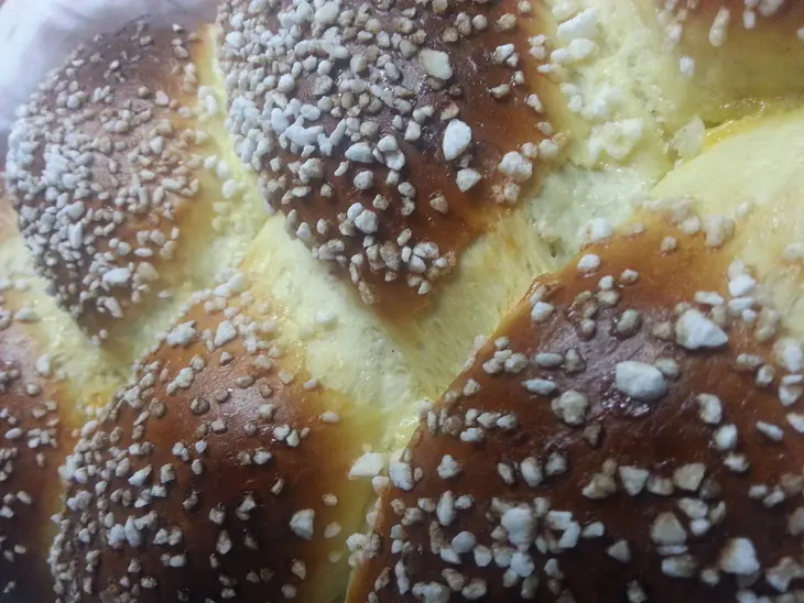 Хала  "" שנה טובה "" с финиками, миндалём и яблоками: шаг 8