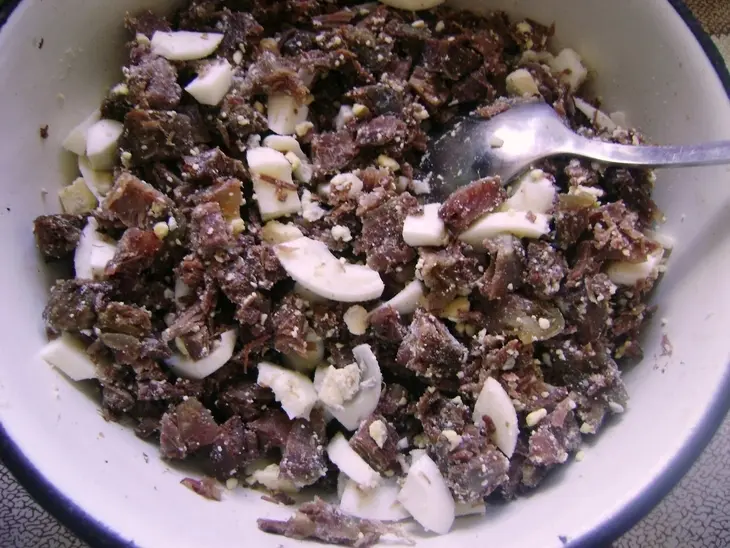 Пирог хлебный с мясной начинкой: шаг 4