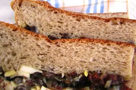 Пирог хлебный с мясной начинкой: шаг 12