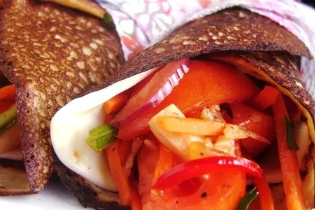 Закусочные блинчики с пикантной начинкой: шаг 4