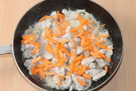 Маринованная свинина с рисом и овощами: шаг 6