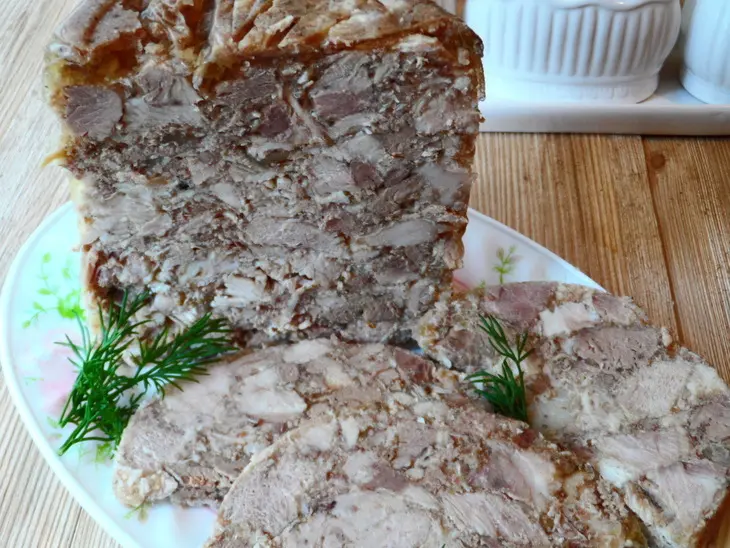 Мясная закуска (ветчина) с куриными потрошками: шаг 6