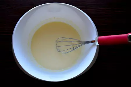 Открытый пай с вишнями под карамельной корочкой: шаг 2