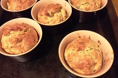 Маффинсы с кижучем и укропом: шаг 7