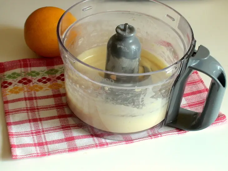 Морковный творожник с апельсиново-миндальными нотками: шаг 2